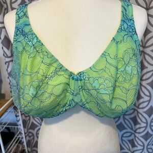 Cacique 44DD lightly lined balconette bra.